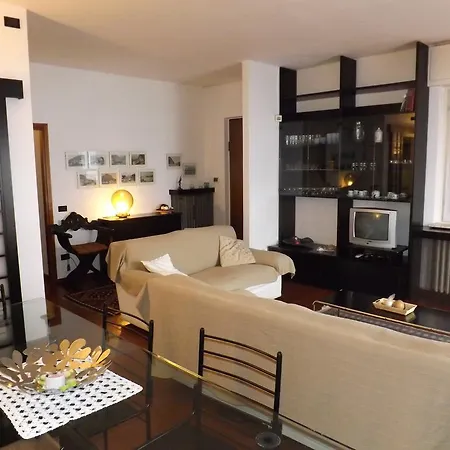 Exclusive Apt Lake View Lejlighed *